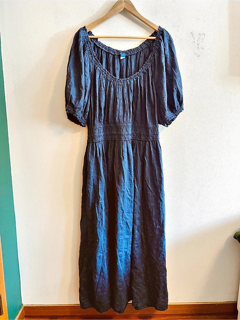 Old Navy Fit & Flare Puff-Sleeve Embroidered Maxi Dress